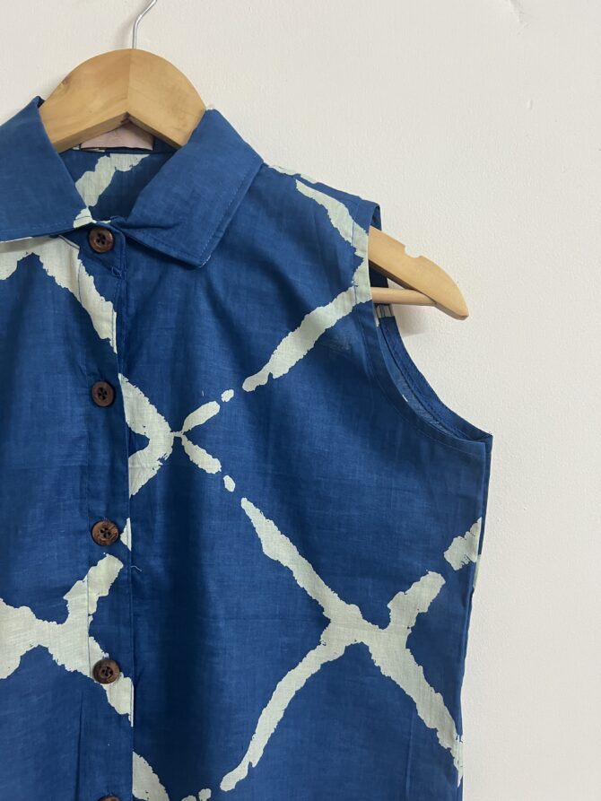 Indigo Sleeveless Shirt - Image 3