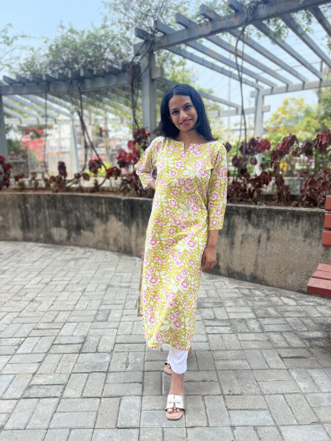 Lemon Bloom Kurta - Image 3
