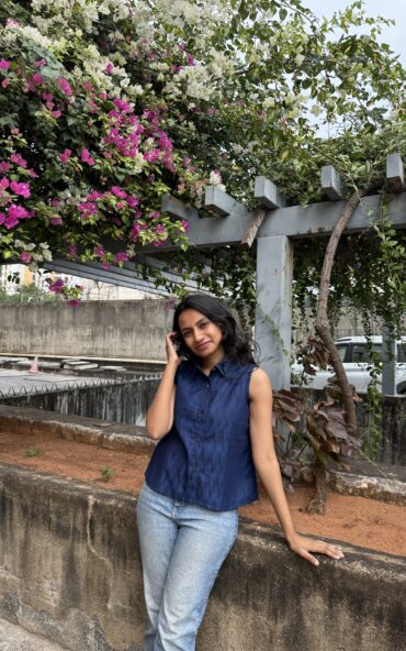 Blueberry Mousse Sleeveless Shirt