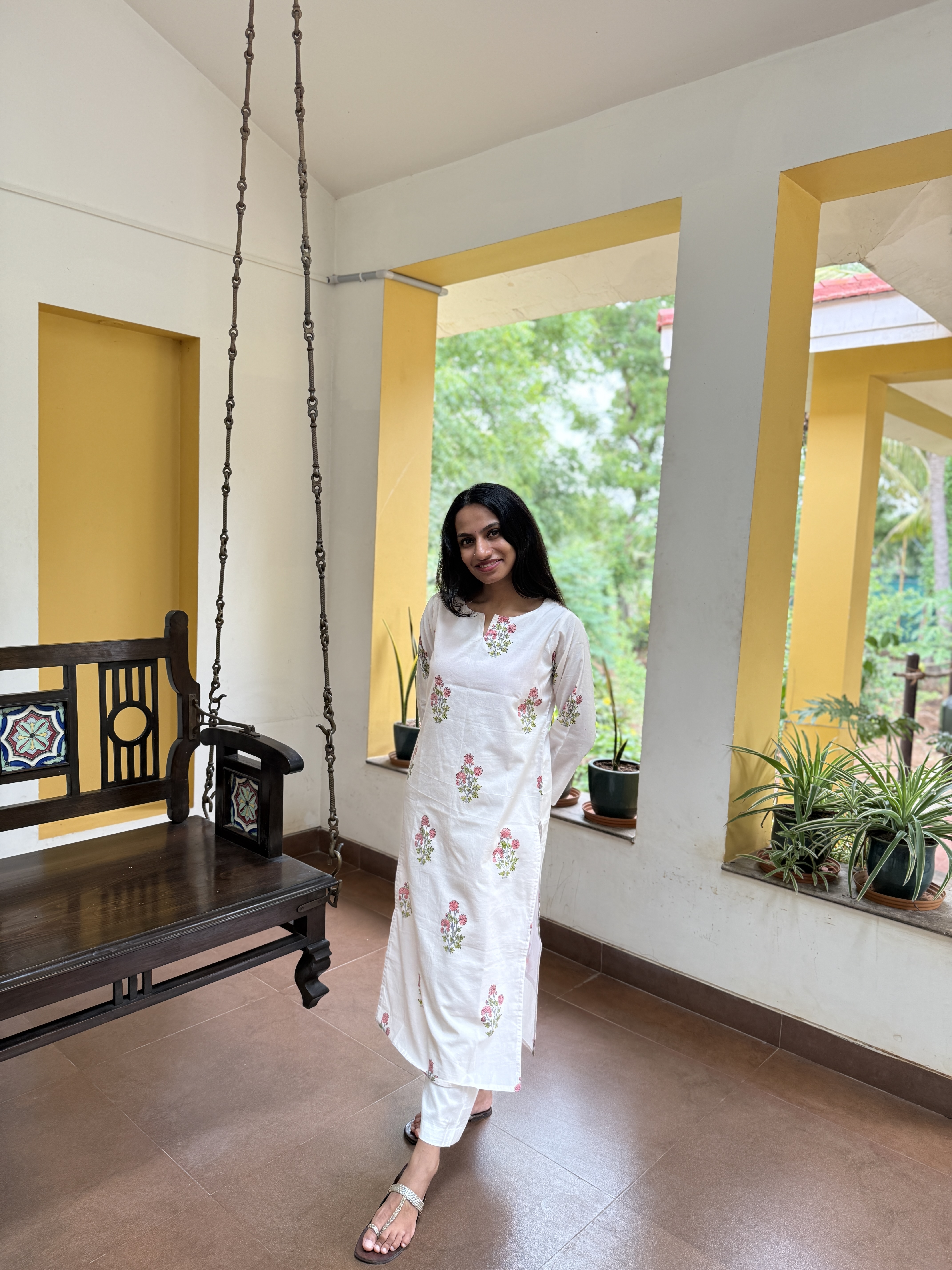 Ivory bloom kurta - Image 2